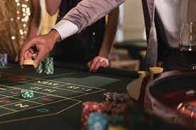 Layar deposit QRIS di aplikasi mobile pastibet78 menampilkan kode QR dan kolom input jumlah